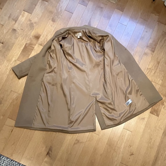 Michael Kors Camel Wool-Blend Jacket - Picture 10 of 11